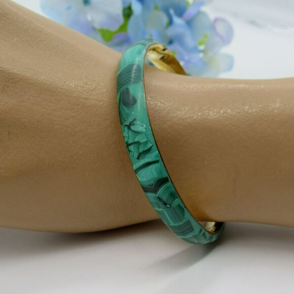 Vintage Malachite Inlaid Bracelet Golden Brass Bangle Green Stone - Picture 3 of 9